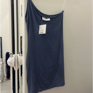 One shoulder blue dress